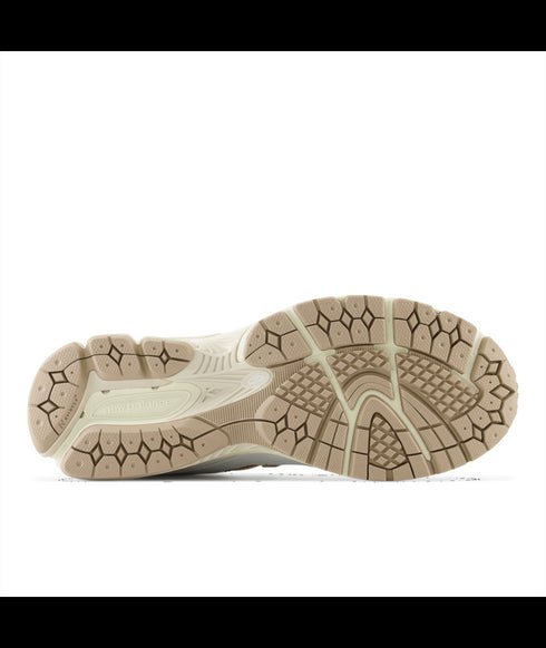 NEW BALANCE M2002 Unisex Sneakers